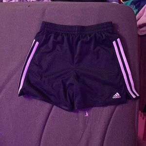Junior’s black addia shorts
